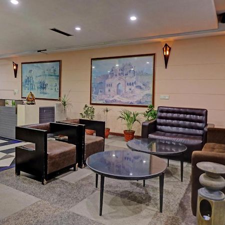 נוידה Itsy Hotels Hamlets Stay מראה חיצוני תמונה