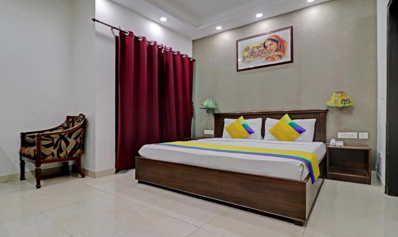 נוידה Itsy Hotels Hamlets Stay מראה חיצוני תמונה