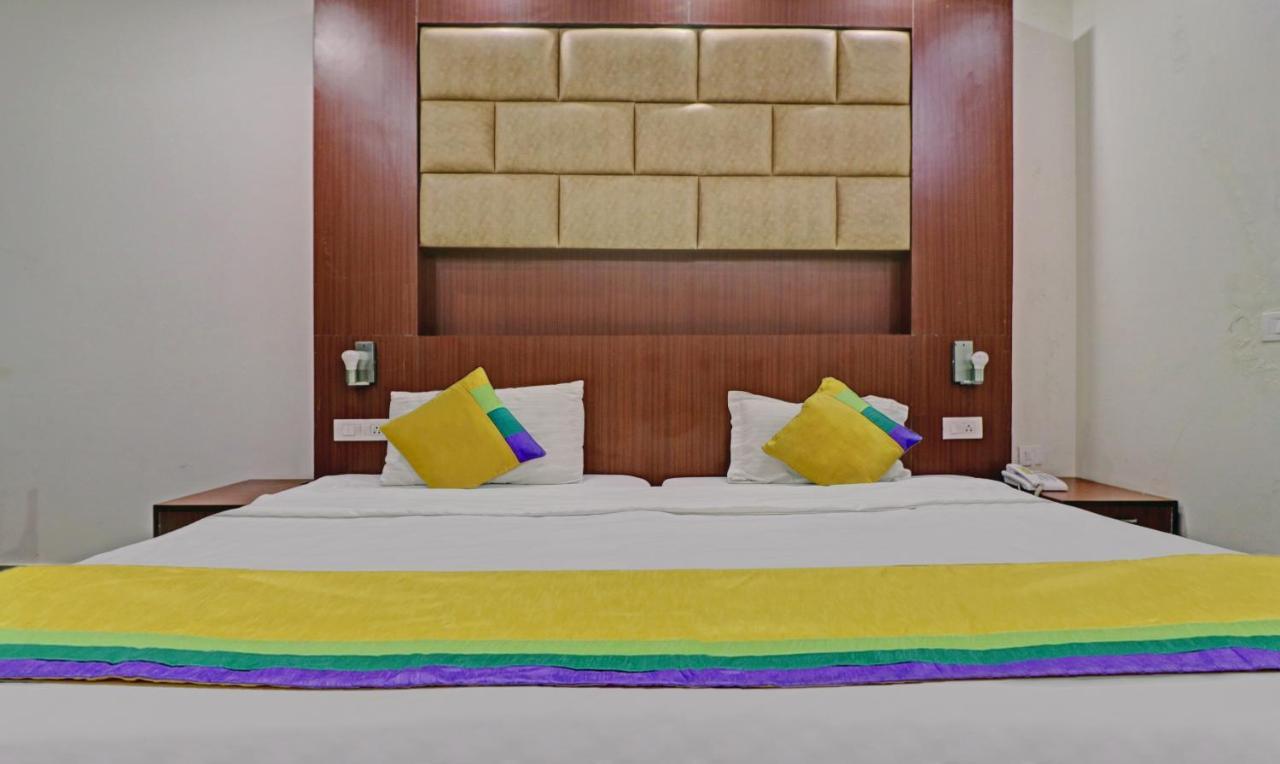 נוידה Itsy Hotels Hamlets Stay מראה חיצוני תמונה