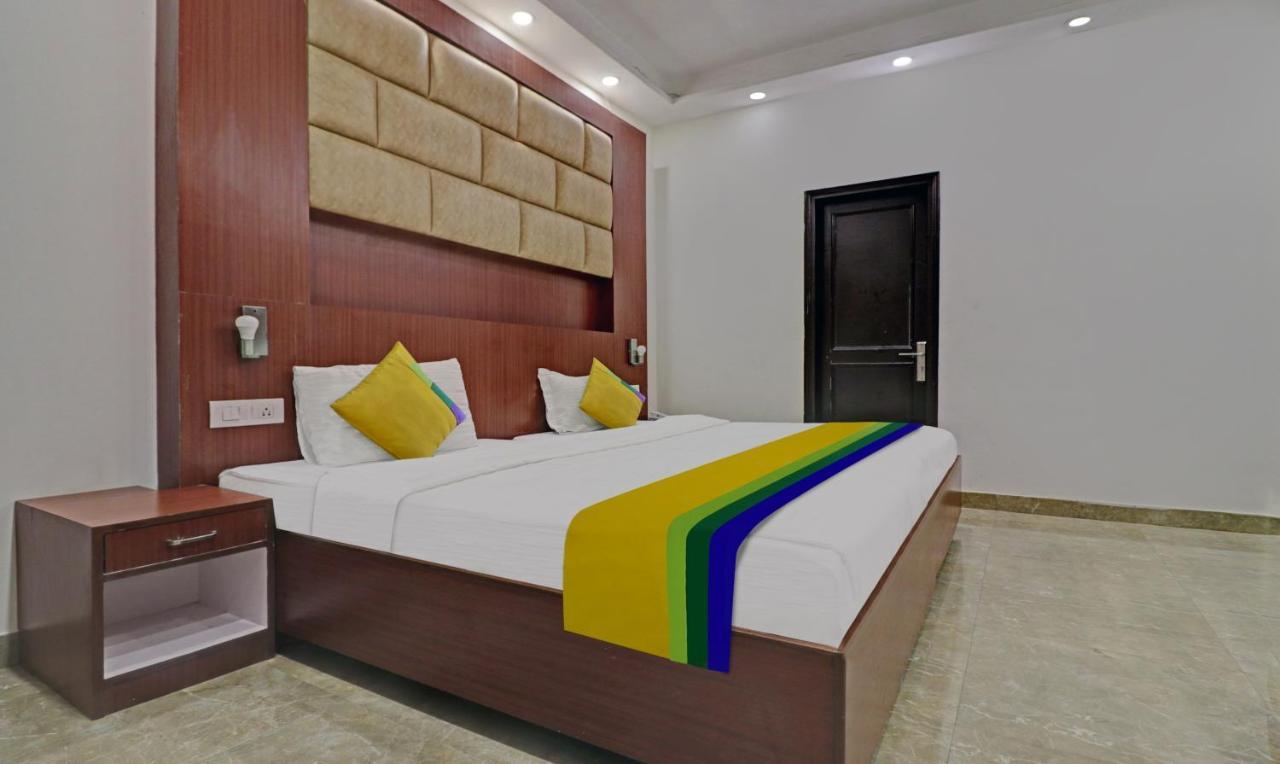 נוידה Itsy Hotels Hamlets Stay מראה חיצוני תמונה